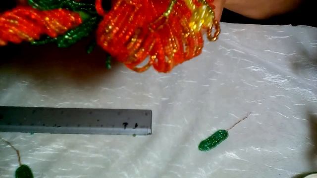 М.К. как сделать самую тигровую лилию из бисера Ч 3 подробно!Цветы из бисера! смотреть онлайн