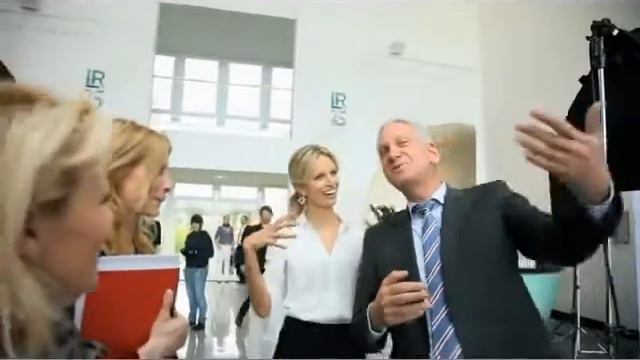 Welcome, Karolina Kurkova смотреть онлайн