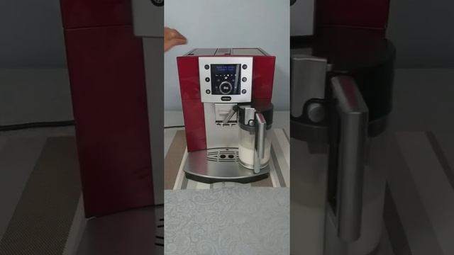 Кавоварка DeLonghi Esam 5500 смотреть онлайн