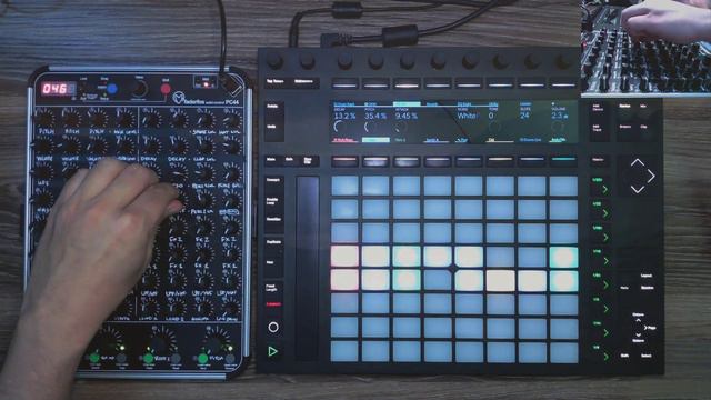 Acid Techno Live Performance - Push 2 / PC44 / Ableton Live 10 смотреть онлайн