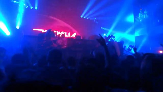 Stereo Live - Houston: Benny Benassi Rough Road Bus Tour Video #18 смотреть онлайн