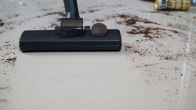 Limpiá de manera fácil y rápida con la Aspiradora STIHL SE 33 смотреть онлайн