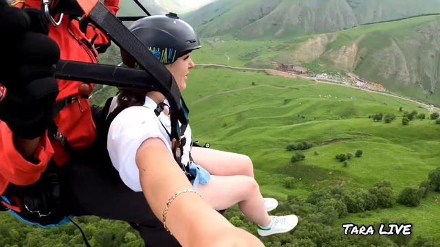 Первый полёт на параплане 🪂 #чегем ⛰#полетнапараплане 🤪 смотреть онлайн