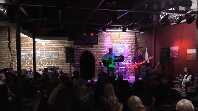 Sowa 27.12.2017 (12) Monty Python - Always Look On The Bright Side Of Life - po polsku смотреть онлайн