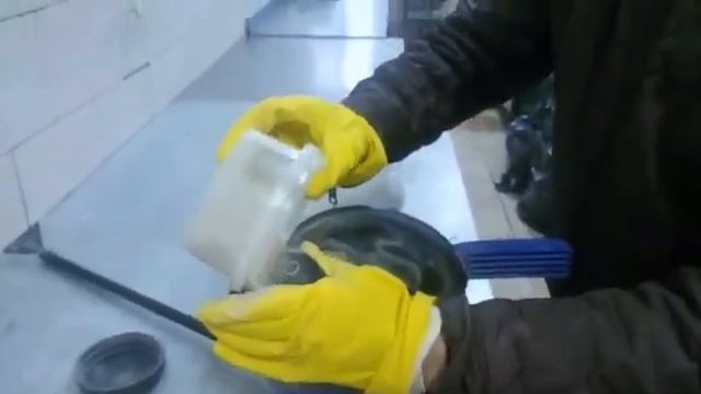 Дезинсекция от тараканов дустом часть 1 смотреть онлайн