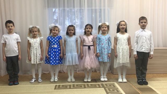 Ансамбль Реченька Самый светлый праздник смотреть онлайн