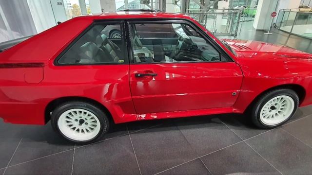 Oldtimer-Treffen Встреча с ? автомобильной классикой. смотреть онлайн