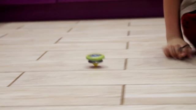 БЕЙБЛЭЙД БЁРДС ОРИГИНАЛ - игрушка от Hasbro! Волчок сканируем телефоном #FastSergey