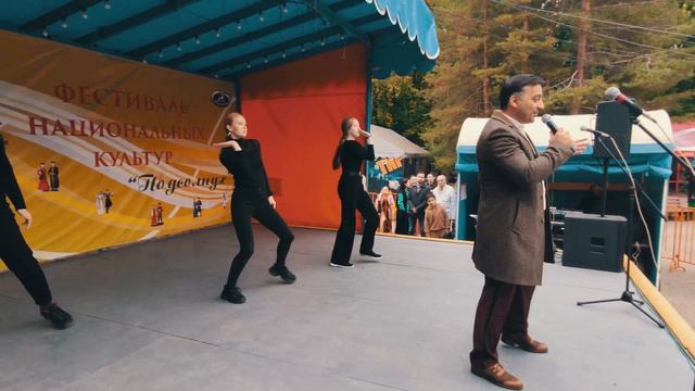 Аслан Чарказян - ПЯТНИЦА- концерт.mp4
