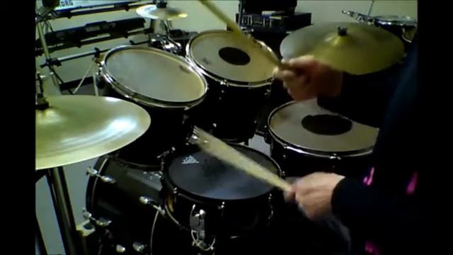 Drum Lesson 120 : Gospel Chops 32nd Note 4-6-6-2-6-6-2 Linear Fill смотреть онлайн