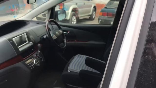 Автомобиль Toyota Estima 2011г смотреть онлайн