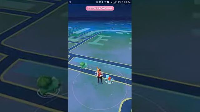 Ловим Пикачу в начале игры! POKEMON GO\ПОКЕМОН ГО! смотреть онлайн