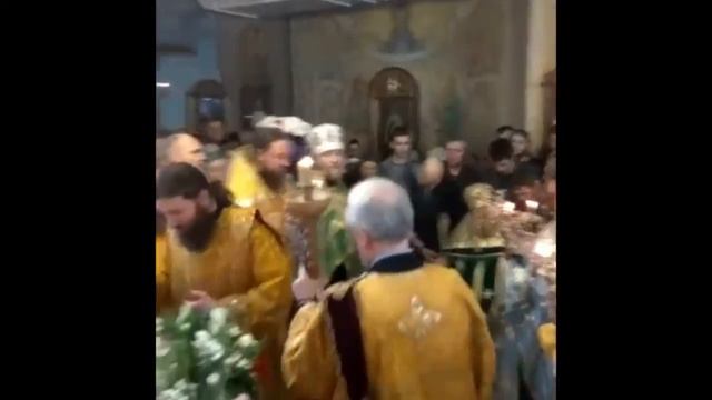 Служба 22.04.2019 г., Вход Господень в Иерусалим смотреть онлайн