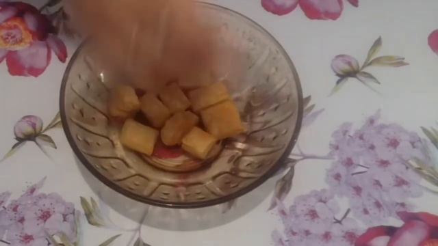 Вкусные слойки, ну или десерт из готового слоеного теста. смотреть онлайн