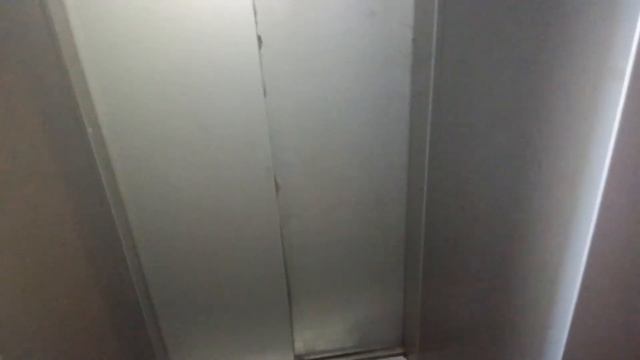 Электрические лифты (КМЗ-1982 г. в., KONE-2011 г. в.) V=1 м/с грузоподъёмность 320 кг. (233) смотреть онлайн