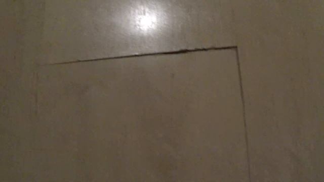 Почему нельзя класть ламинат гладкий. Ошибки ремонта. смотреть онлайн