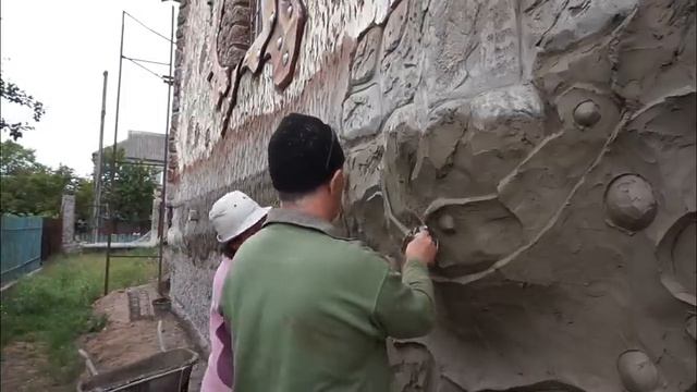 как сделать декоративную ковку из арт бетона на фасаде дома. мастер Лена смотреть онлайн