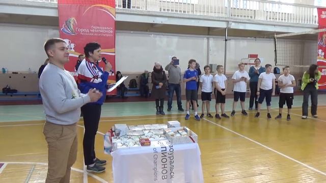 ТРЕНИРОВКА С ЧЕМПИОНОМ. Волейбол смотреть онлайн