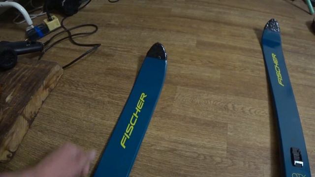 Недостаток туристических Фишеров. Исправляю. Носочки на лыжи от задиров смотреть онлайн