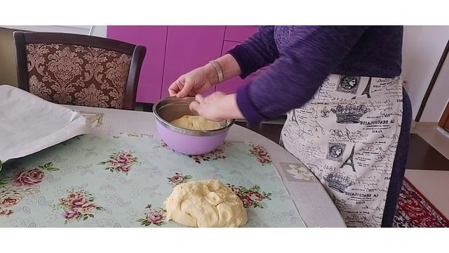 //Были На Стройке у Сына и пекла кренделечки и Булочки смотреть онлайн
