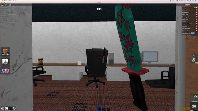 How to throw a knife in Roblox MM2 смотреть онлайн