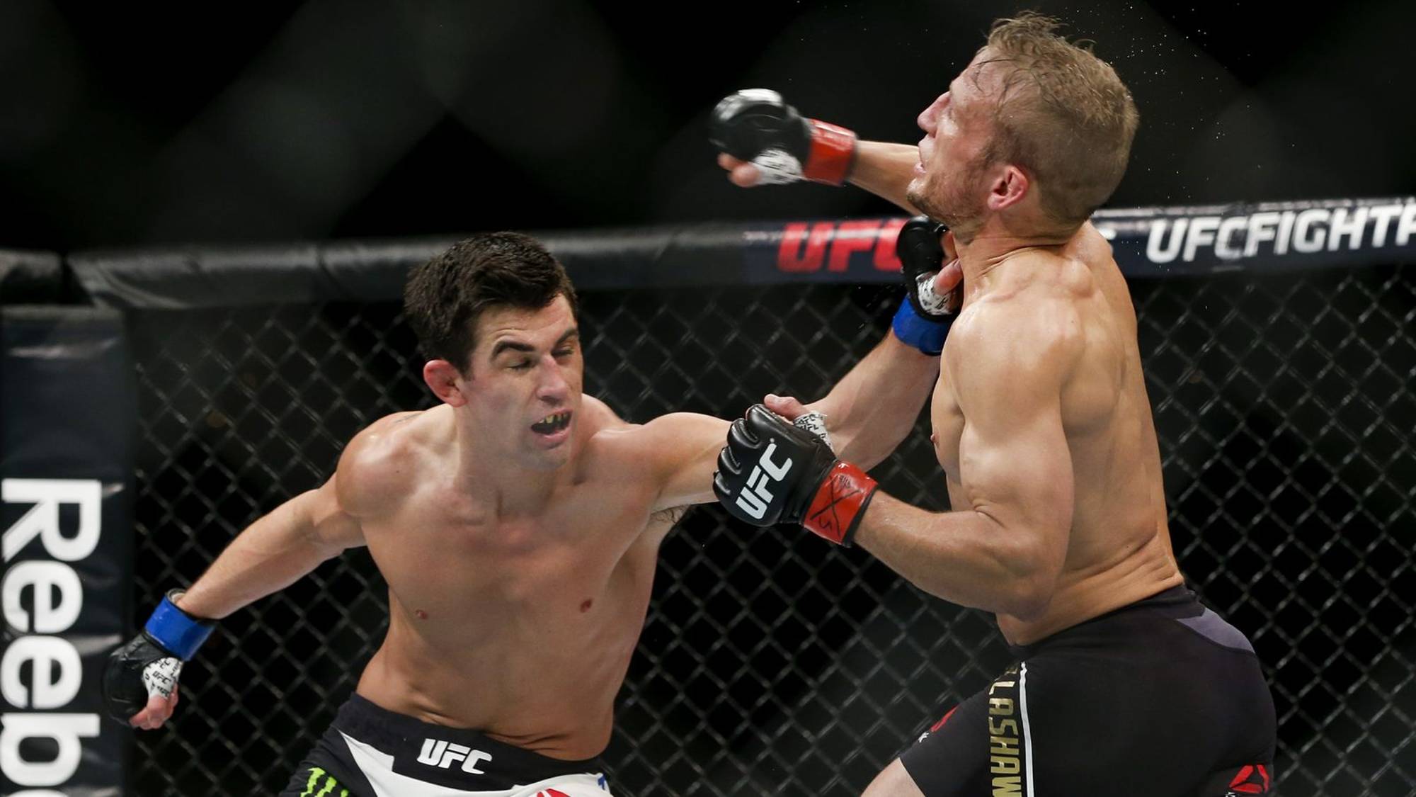 "Лучшие Бои" Доминик Круз — мастер движения _ Основные моменты смотреть онлайн