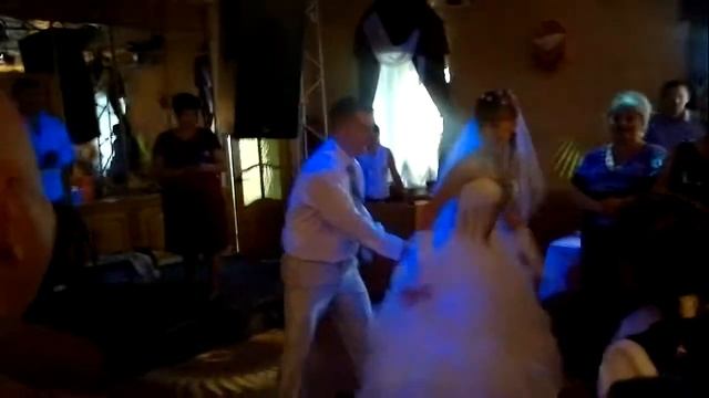 Лучший танец молодых!!!!!!!!!!!! смотреть онлайн