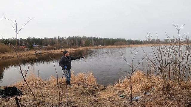 Рыбалка на спиннинг на река Аять апрель 2020г. Екатеринбург. смотреть онлайн