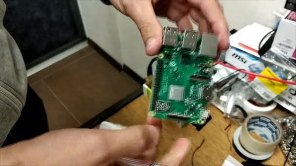 Обзор и распаковка Raspberry Pi 3 Model B+Plus