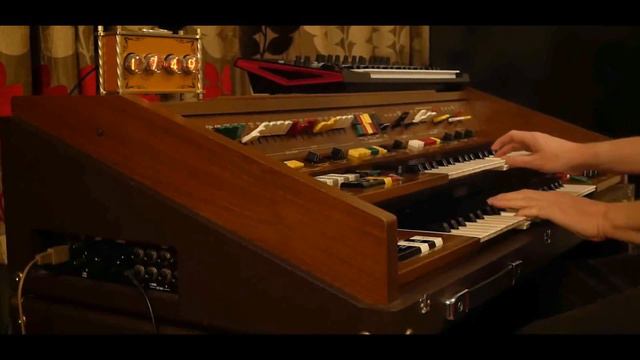 Yamaha C-605P preset sounds, arp etc. смотреть онлайн