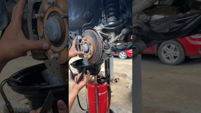 Montero 2015 Change oil transmission oil brake Cleaning смотреть онлайн