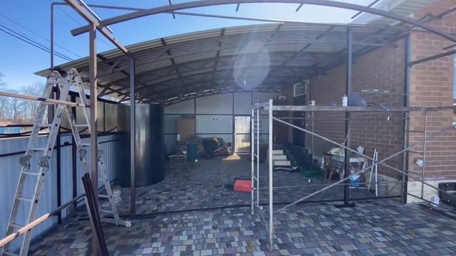 Закрытый навес ВОРОТА? смотреть онлайн