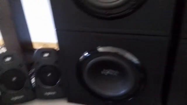 Extreme 4X Logitech Z623 Setup Bass Test? смотреть онлайн