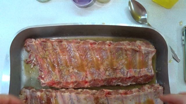 Свиные ребрышки в чесночно медовом маринаде #мясо #ребра #ужин смотреть онлайн