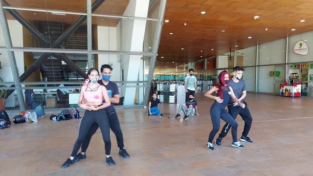 COLOMBIAN GIRLS DANCING - At University Of Medellin, Antioquia, Colombia ?? 2020