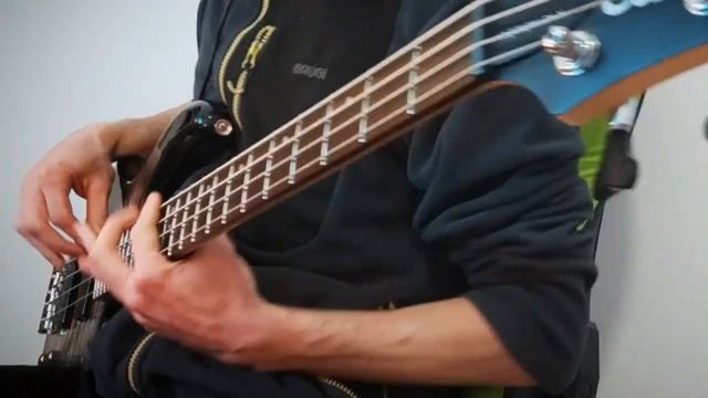 Cort Action Dlx Bass - Blues Bass Line смотреть онлайн