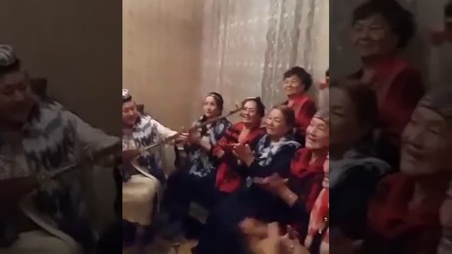 Бабушки танцуют уйгурский танец смотреть онлайн
