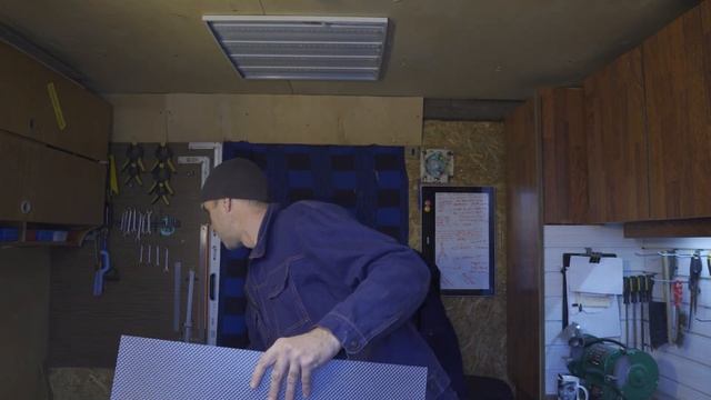 LED-освещение мастерской и гаража.Сгорела светодиодная лента в светильнике.Светодиодная-Панель. смотреть онлайн