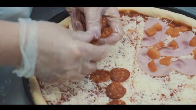 Промо-ролик для кафе (приготовление пиццы) г.Сковородино 2020г смотреть онлайн