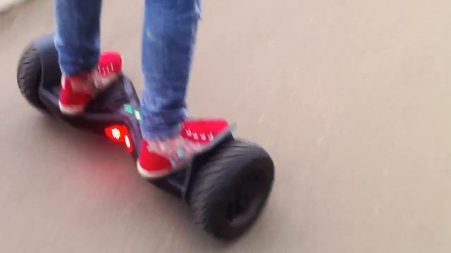 КАК Я КАТАЮСЬ НА ГИРОСКУТЕРЕ смотреть онлайн