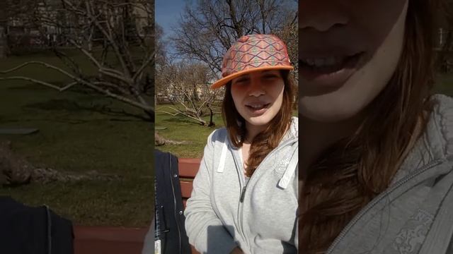 200 000 рублей через 3 месяца или мыть подъезд в костюме горничной. смотреть онлайн