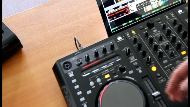 Pioneer DDJ S1 - обзор от DJ-дуэта "Пиратское Радио" (DJ Фрик и DJ Рик)
