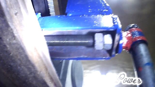 КРУТЫЕ ТИСКИ в гараж, Самодельные, / металлические смотреть онлайн