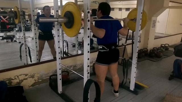 Наклоны со штангой 65 кг 4*5 смотреть онлайн