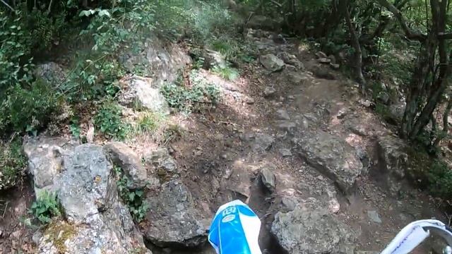 Тропа Ковыча. Крым, Балаклава. Подъём от родника до столба в июне 2020 г. смотреть онлайн