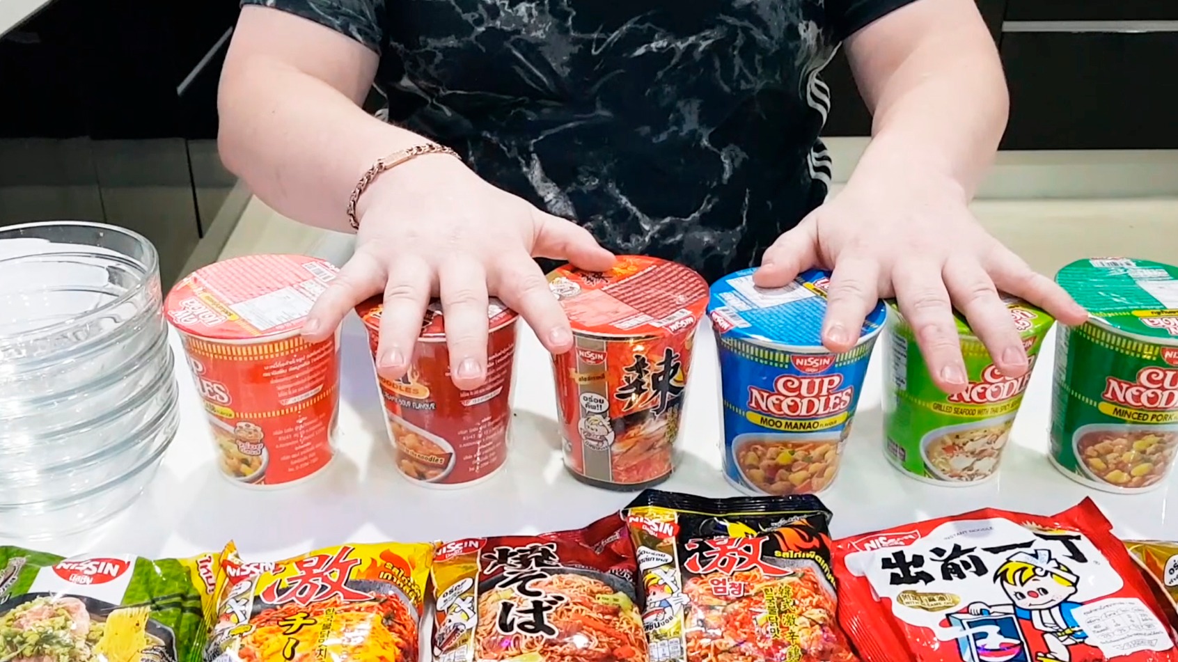 Большой обзор лапши из Таиланда часть 3. Крутая задумка!