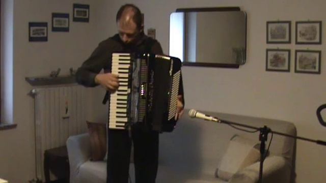Relax, valzer musette, performed by Mauro Sudati, Italy смотреть онлайн