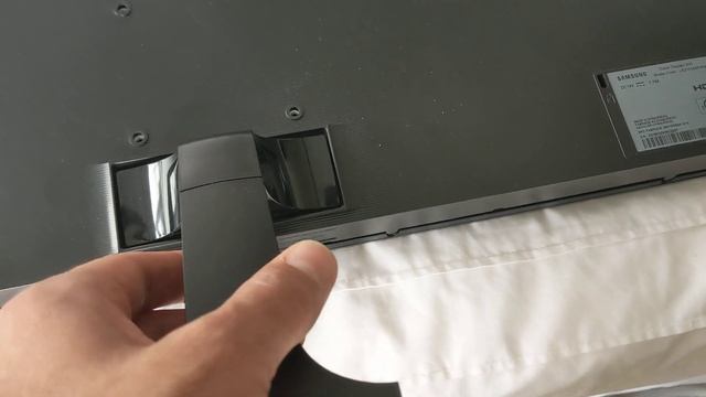 Samsung Monitor. Remove swivel stand смотреть онлайн