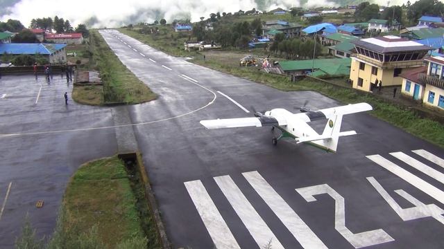 Непал. Самый опасный для взлета и посадки аэропорт в мире Лукла, Непал. смотреть онлайн
