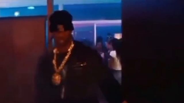 девочки когда зашли к мальчикам на труды смотреть онлайн